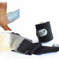 ZWEI RUHEBÄNDER AUS ACRYL UND AKTIVGEL