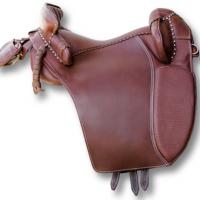 CAMARGUESATTEL AUS RINDSLEDER KOMPLETT MIT ACCESSOIRS