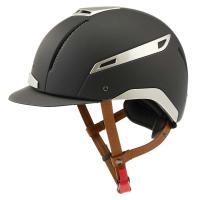 JIN STIRRUP HELM COLOR ULTRA-KOMPAKT UND TECHNOLOGIE