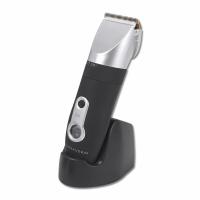 KOMPAKTER CLIPPER MIT FEEDER UND WIEDERAUFLADBARER BATTERIE
